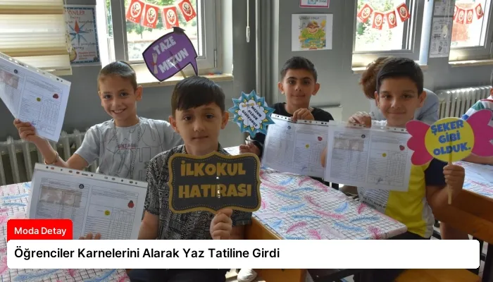 Öğrenciler Karnelerini Alarak Yaz Tatiline Girdi