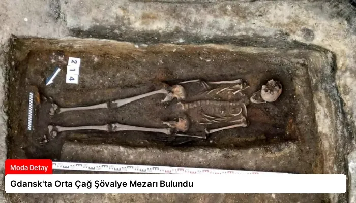 Gdansk’ta Orta Çağ Şövalye Mezarı Bulundu